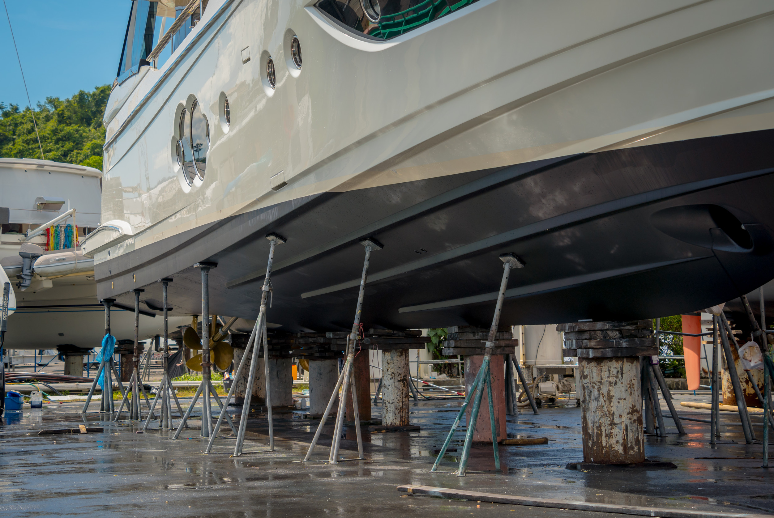 Destin Yacht and large boat maintenance